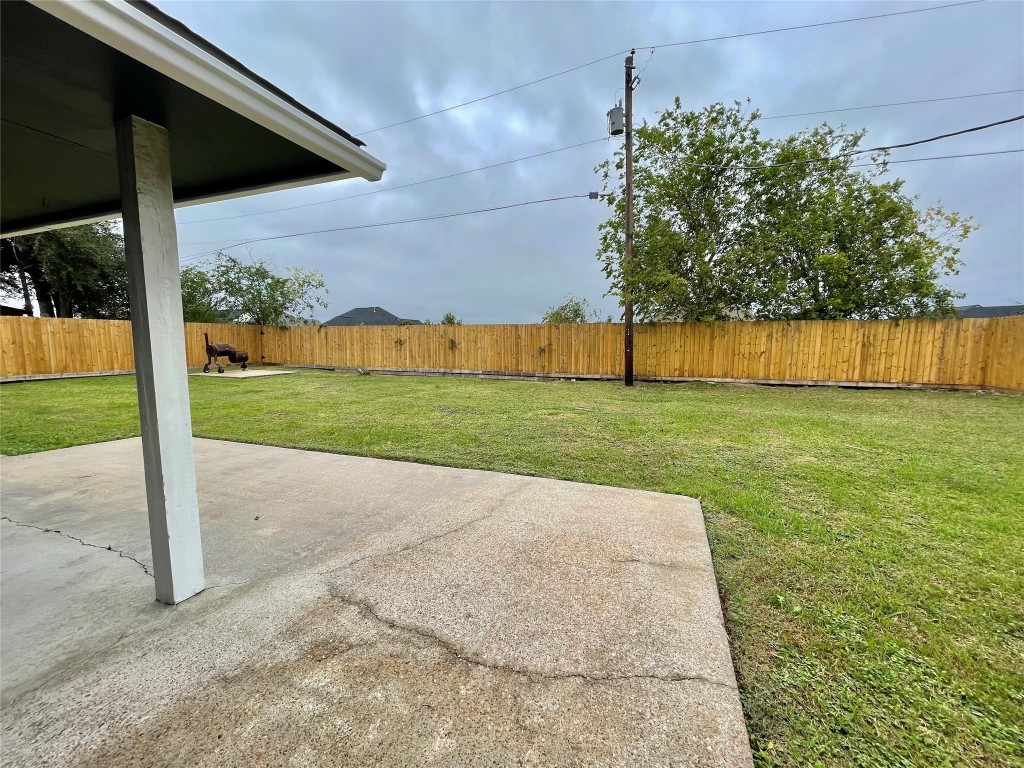 809 Manor Drive Angleton, TX 77515 - Photo 41 of 41