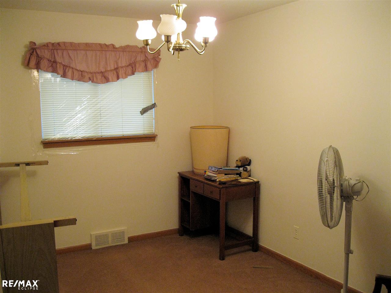 16501 Frazho Road Roseville, MI 48066 - Photo 11 of 24