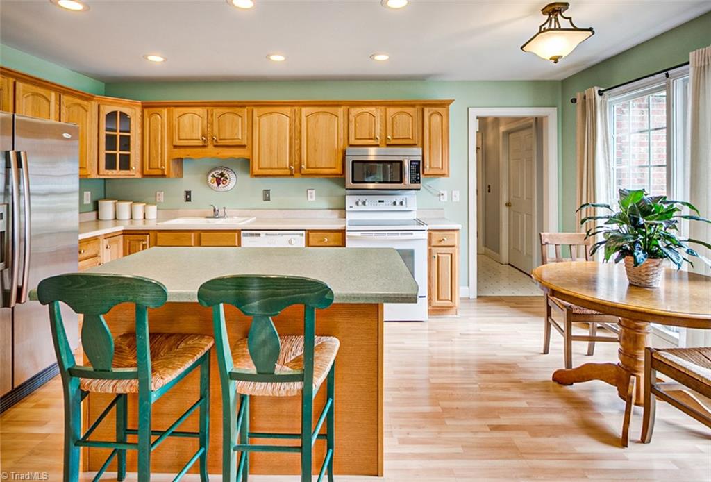 6269 Hunt Road Pleasant Garden, NC 27313 - Photo 11 of 30 Gallery Image 11