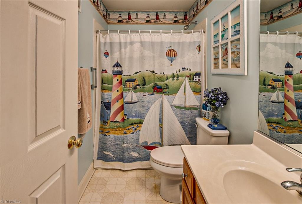 6269 Hunt Road Pleasant Garden, NC 27313 - Photo 24 of 30 Gallery Image 24