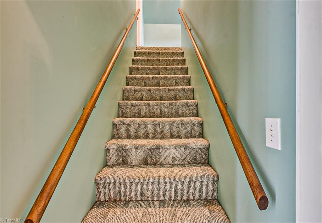 6269 Hunt Road Pleasant Garden, NC 27313 - Photo 25 of 30 Gallery Image 25