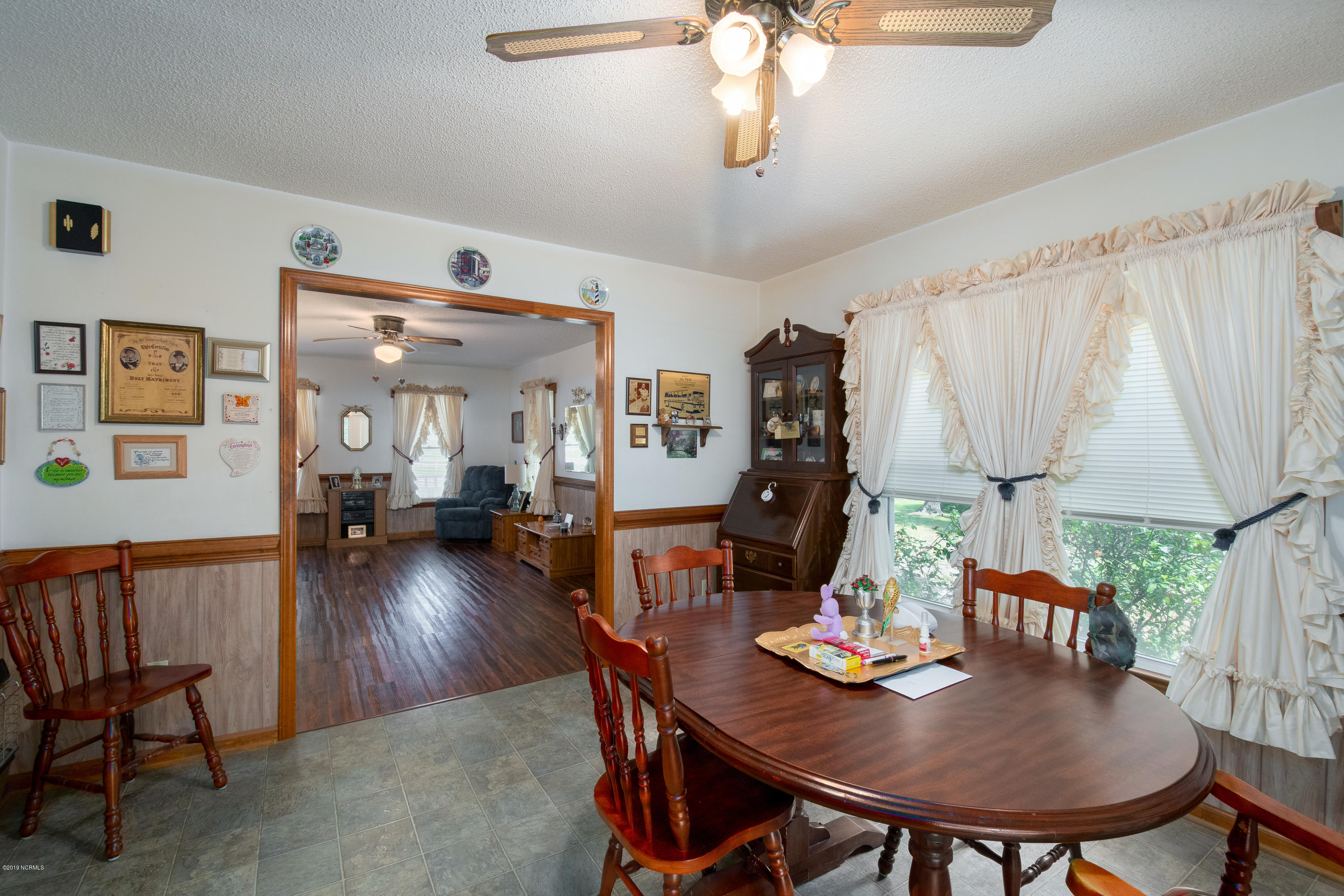 307 Hewitt Road Richlands, NC 28574 - Photo 8 of 33 dining room 3
