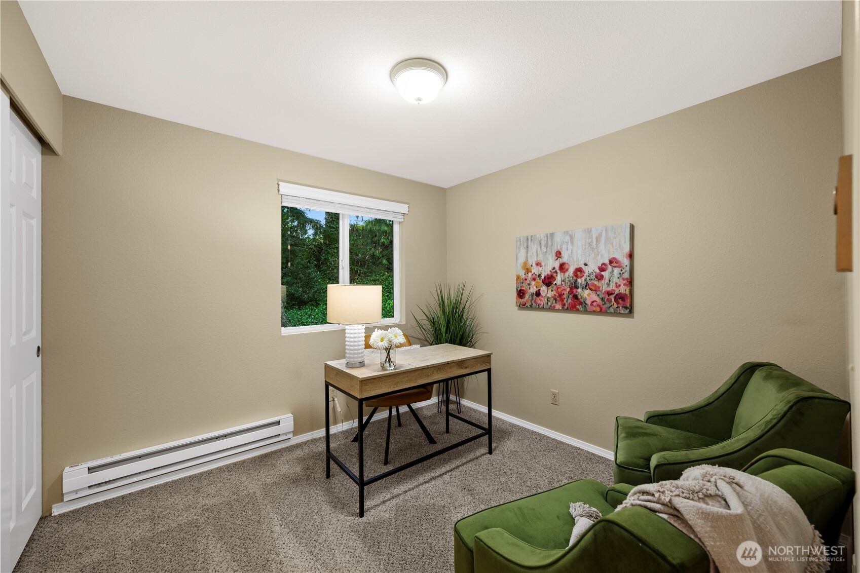 13523 80th Street Southeast Snohomish, WA 98290 - Photo 8 of 12 a living room with furniture