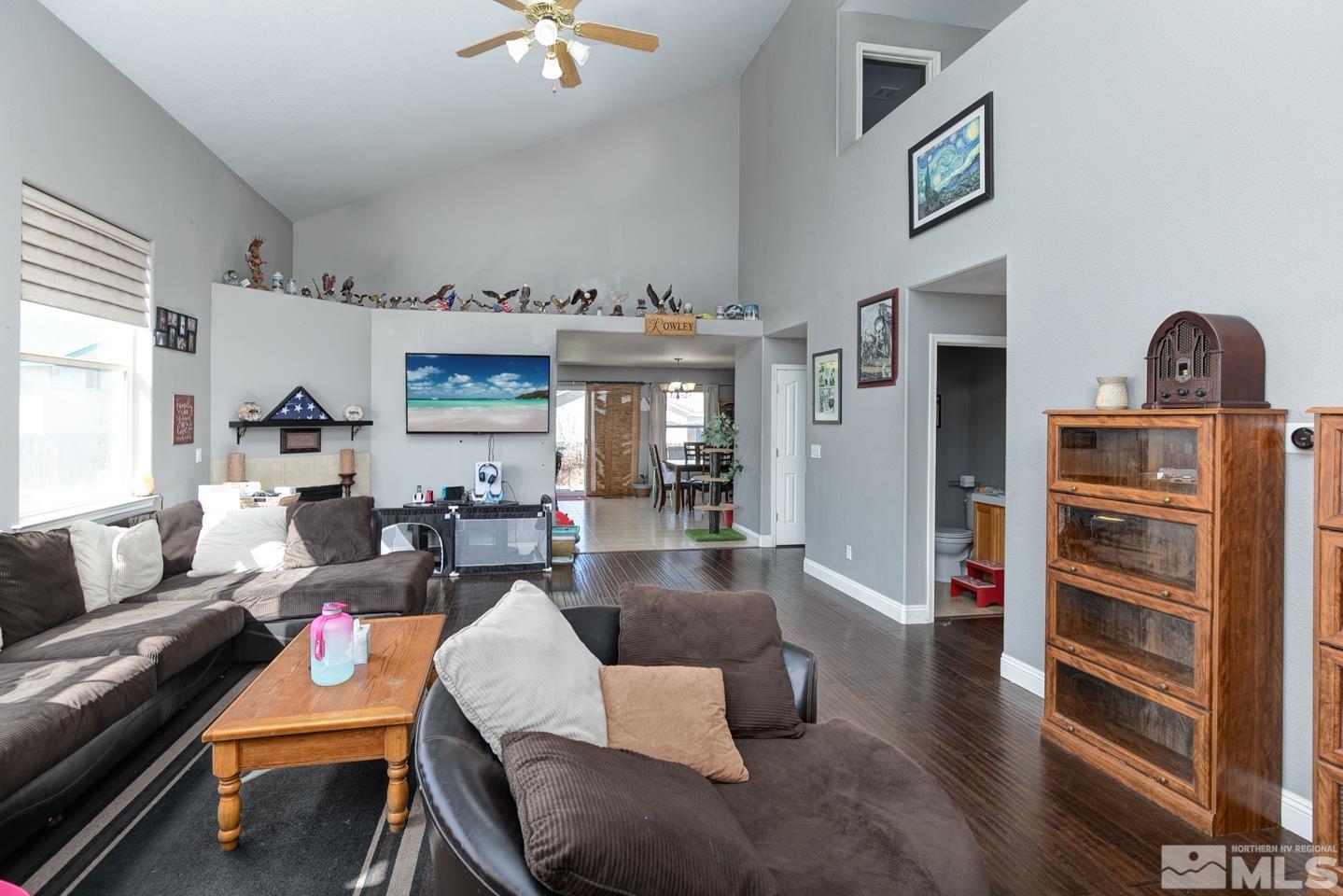 437 Rio Vista Drive Fallon, NV 89406 - Photo 5 of 24 a living room with furniture and wooden floor