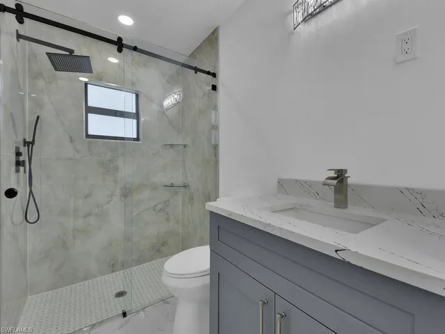 $539,999 | 55117-119 24th Street Southwest, Lehigh Acres, FL 33973