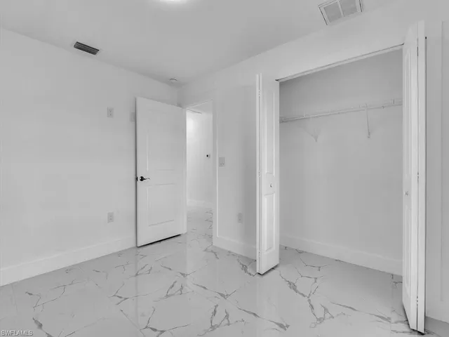 $539,999 | 55117-119 24th Street Southwest, Lehigh Acres, FL 33973