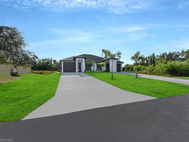 $539,999 | 55117-119 24th Street Southwest, Lehigh Acres, FL 33973