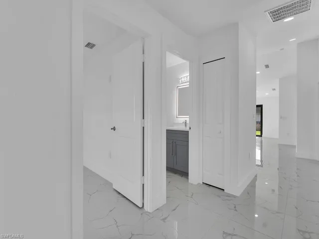 $539,999 | 55117-119 24th Street Southwest, Lehigh Acres, FL 33973