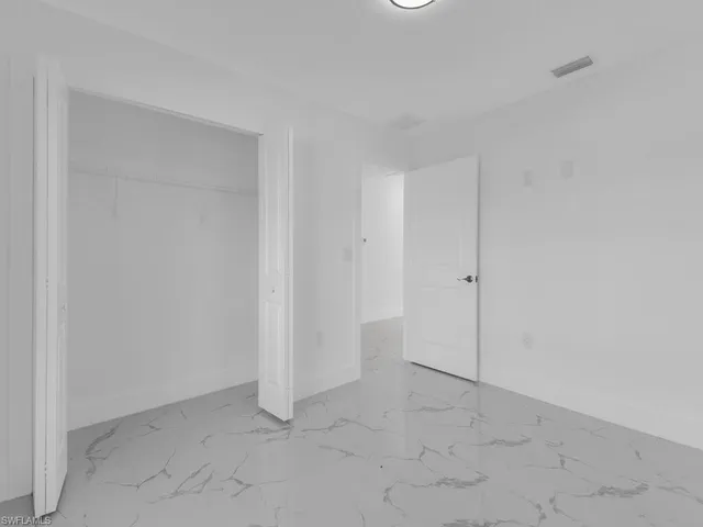 $539,999 | 55117-119 24th Street Southwest, Lehigh Acres, FL 33973