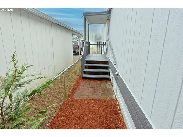 $109,000 | 1435 Ventana Court, Coos Bay, OR 97420