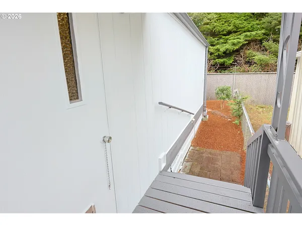 $109,000 | 1435 Ventana Court, Coos Bay, OR 97420