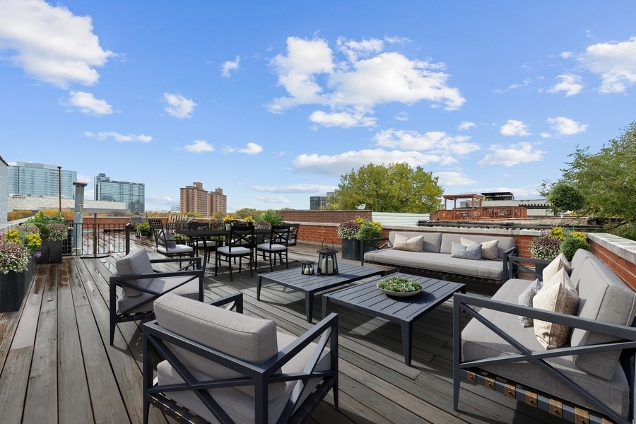 1422 North Mohawk Street, Unit 4 Chicago, IL 60610 - Photo 19 of 20