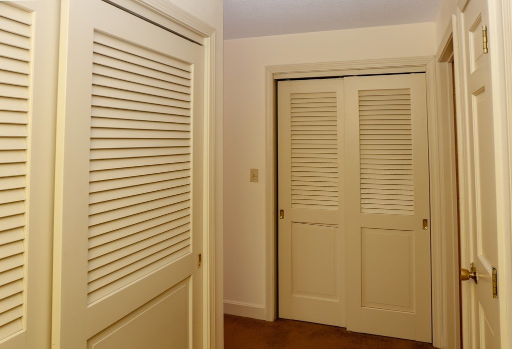 304 Country Side Road, Unit 304 Greenfield, MA 01301 - Photo 17 of 27 Gallery Image 17