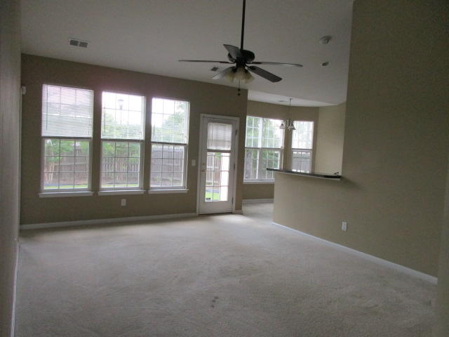 7747 Discovery Road North Charleston, SC 29420 - Photo 2 of 5 017