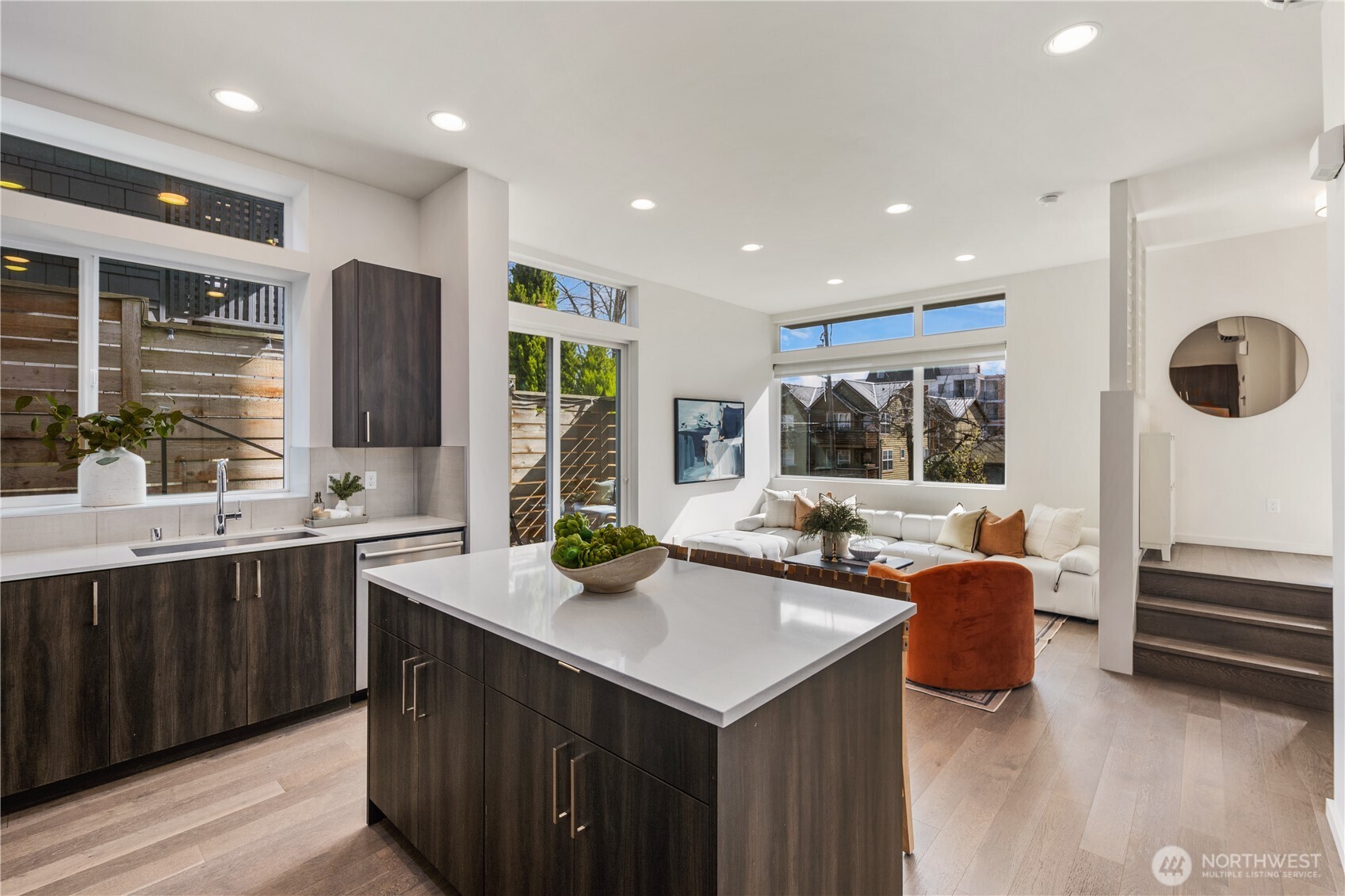 926 North 35th Street Seattle, WA 98103 - Photo 11 of 40