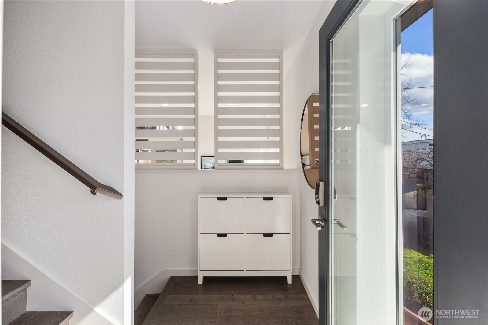 926 North 35th Street Seattle, WA 98103 - Photo 3 of 40