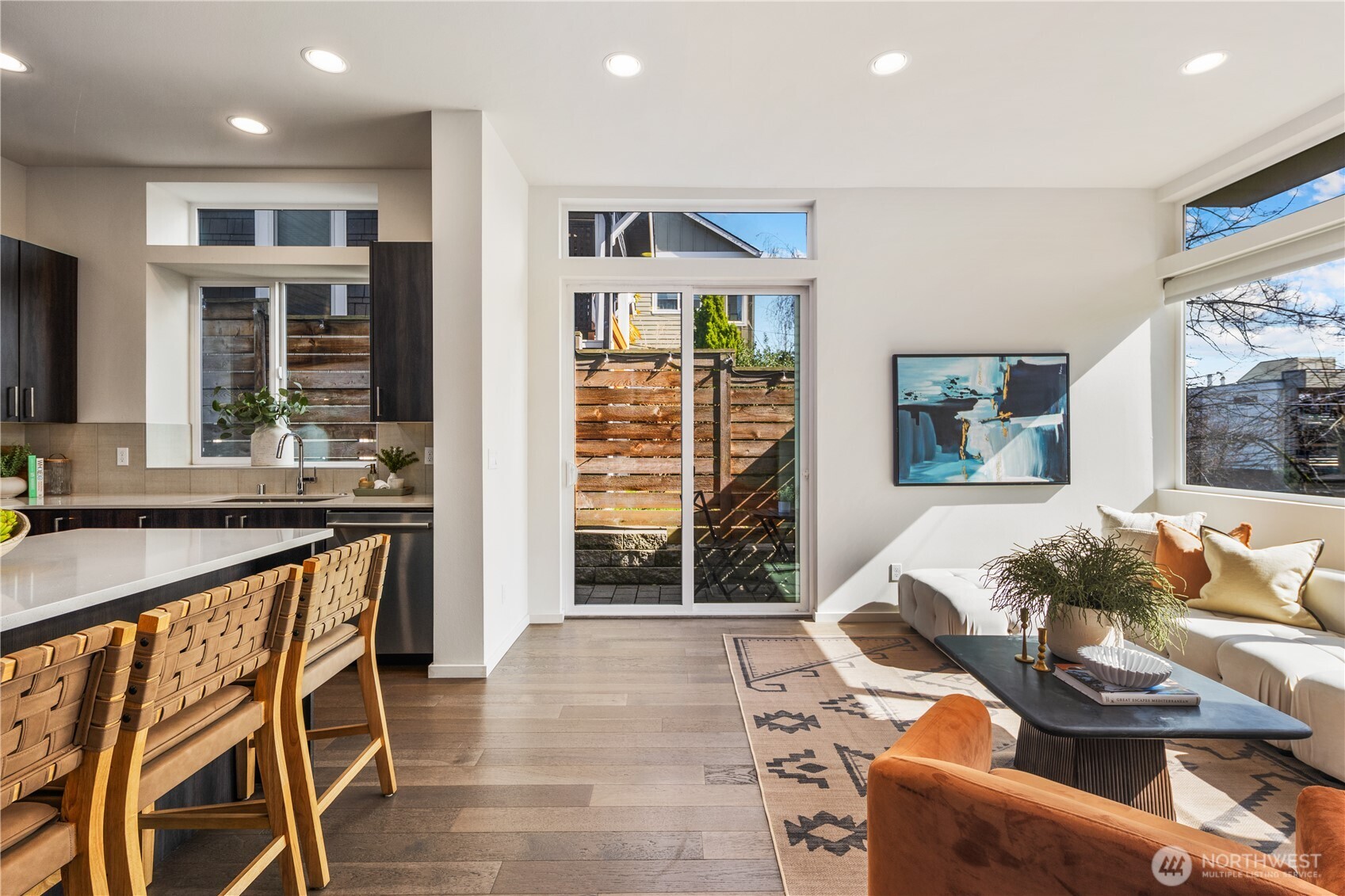 926 North 35th Street Seattle, WA 98103 - Photo 4 of 40