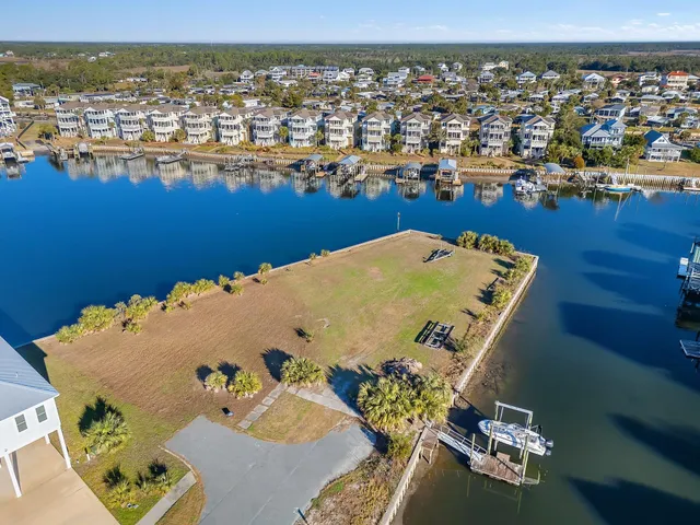 $190,000 | Xxx Dockside Drive, Unit 2, Crawfordville, FL 32327