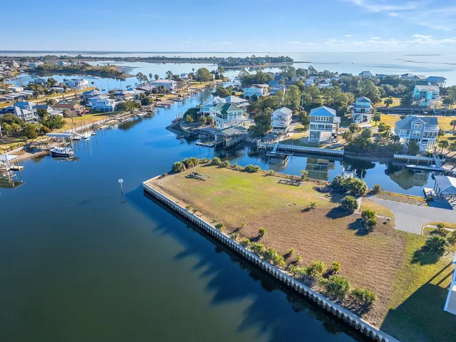 $190,000 | Xxx Dockside Drive, Unit 2, Crawfordville, FL 32327