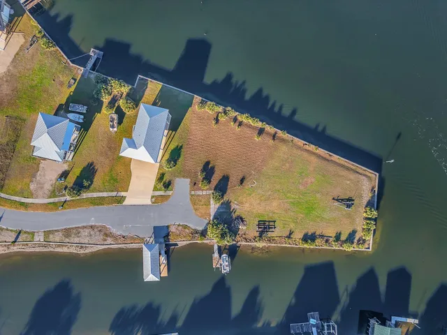 $190,000 | Xxx Dockside Drive, Unit 2, Crawfordville, FL 32327