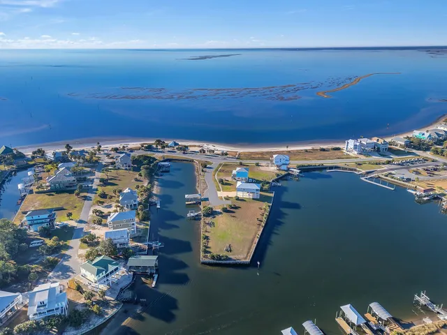 $190,000 | Xxx Dockside Drive, Unit 2, Crawfordville, FL 32327