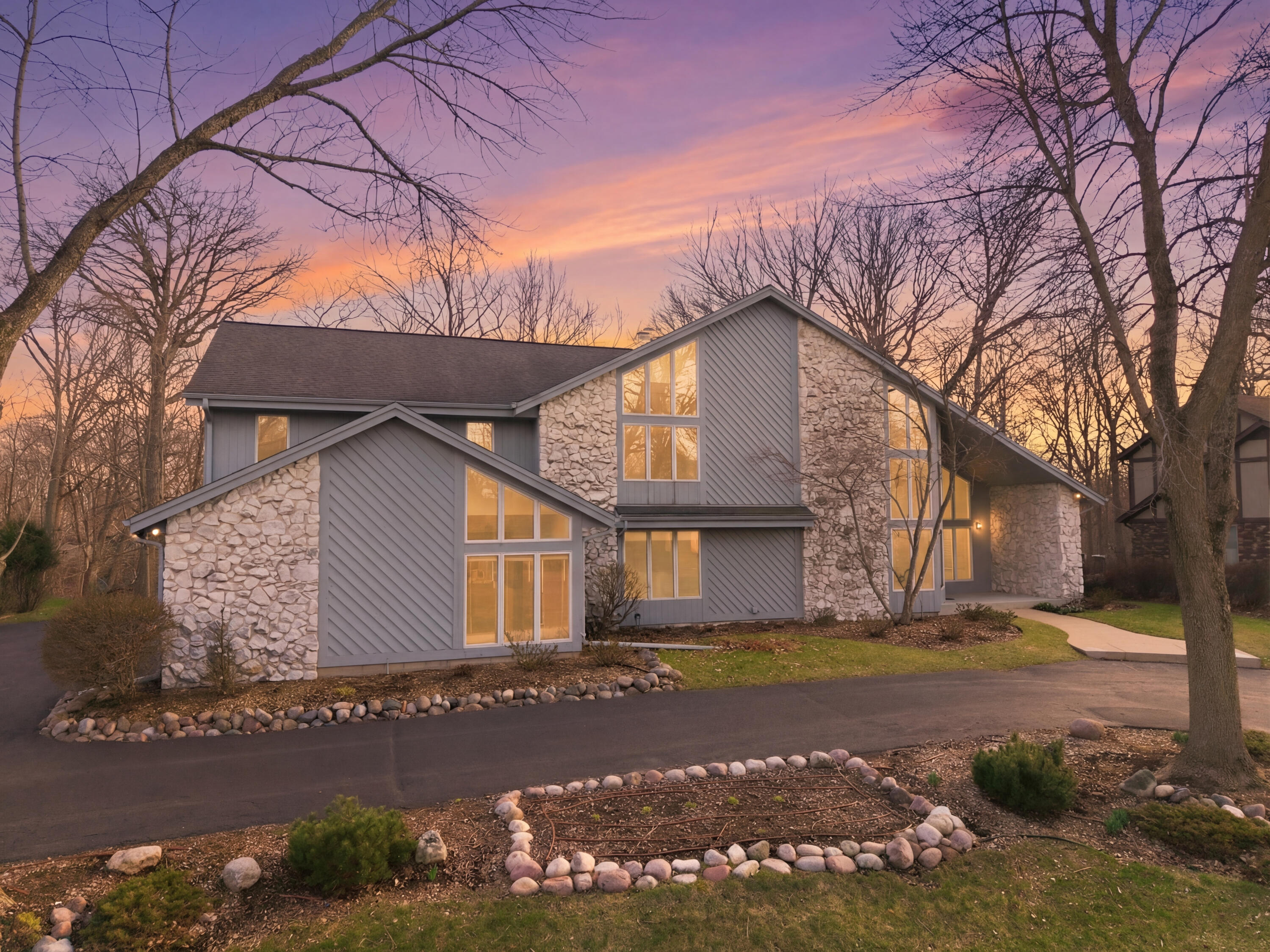 301 West Ravine Baye Road Bayside, WI 53217 - Photo 2 of 63 Submit Your Best Offer!