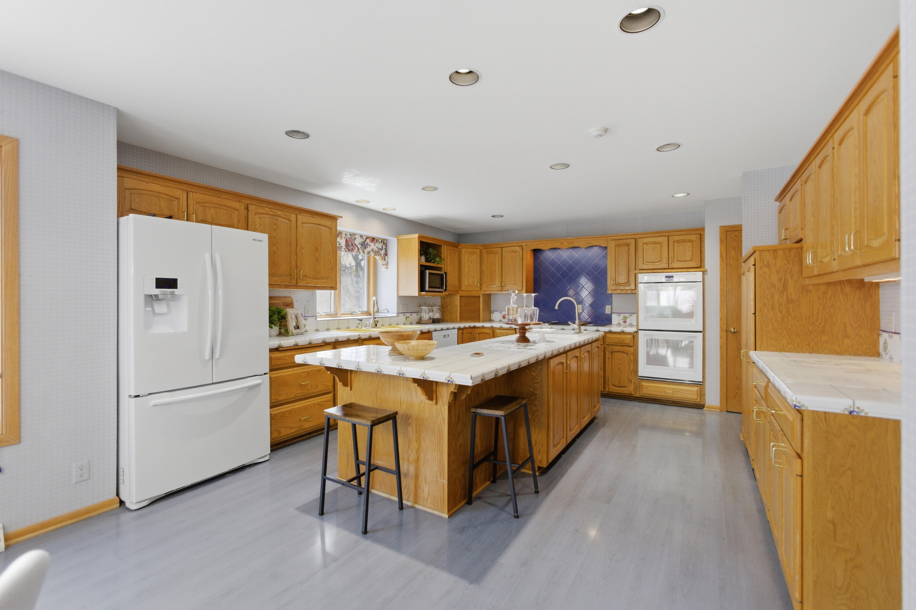 301 West Ravine Baye Road Bayside, WI 53217 - Photo 28 of 63 Let’s Cook A Meal!