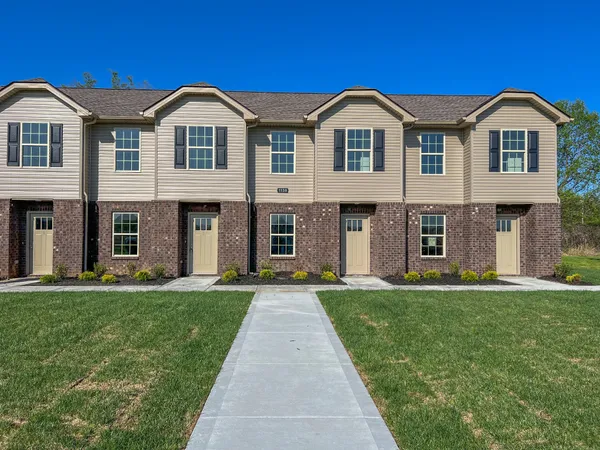$1,185 | 1130 Pembroke Oak Grove Road, Unit 3, Oak Grove, KY 42262