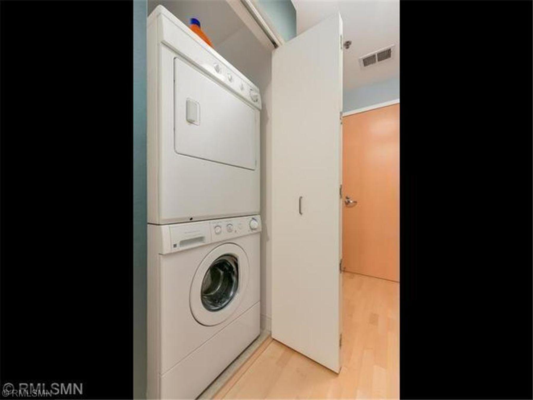 929 Portland Avenue, Unit 1011 Minneapolis, MN 55404 - Photo 11 of 16