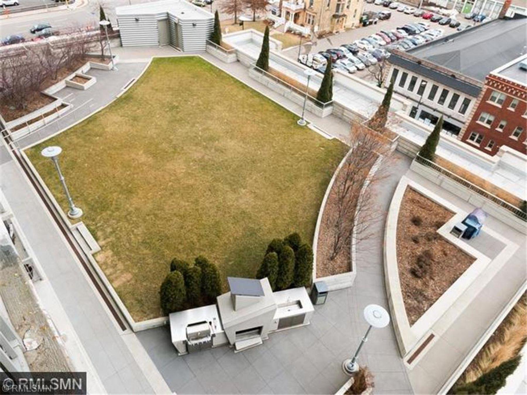 929 Portland Avenue, Unit 1011 Minneapolis, MN 55404 - Photo 14 of 16