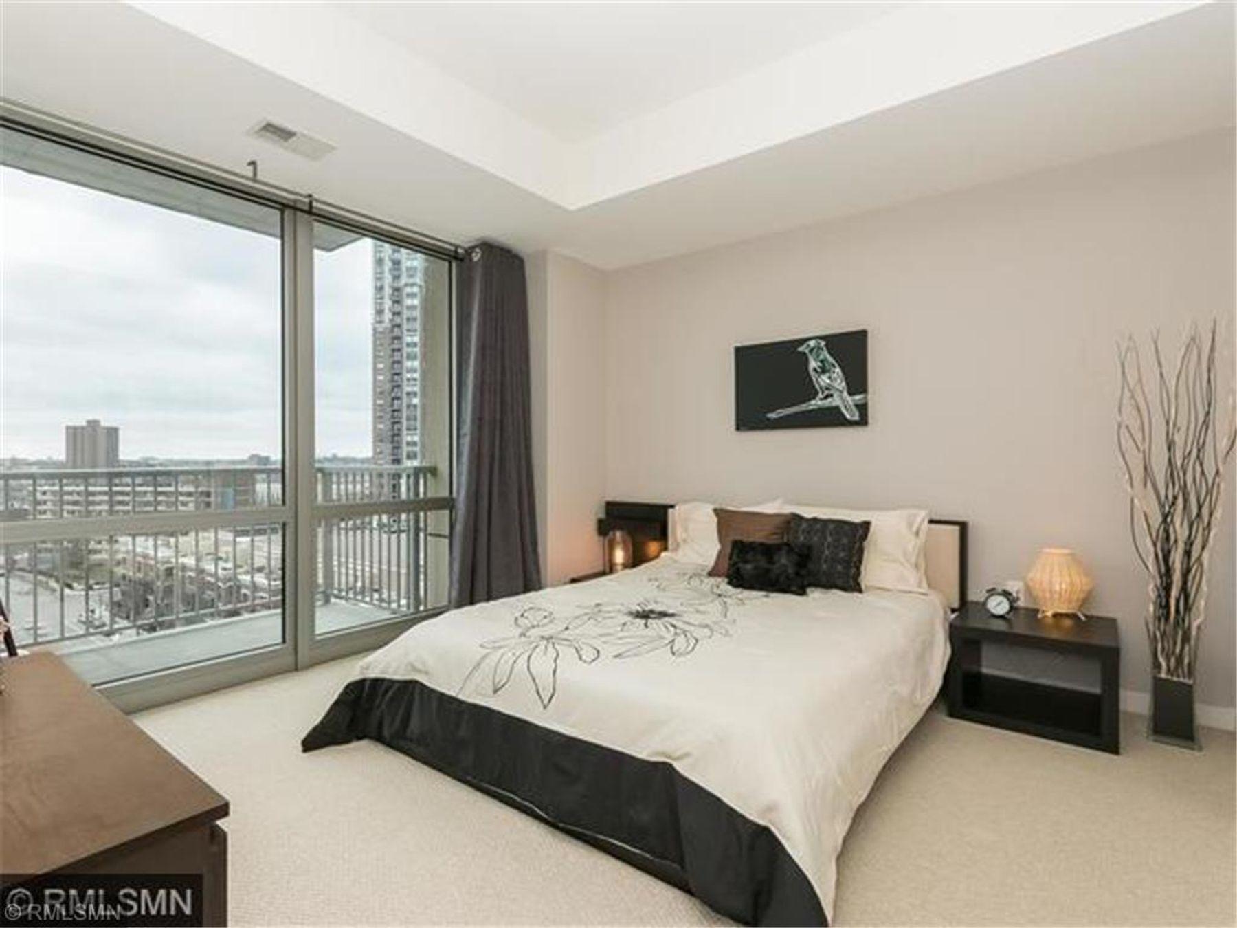 929 Portland Avenue, Unit 1011 Minneapolis, MN 55404 - Photo 5 of 16