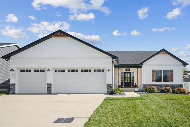 $479,900 | 783 Sweet Wood Lane, Blue Grass, IA 52726