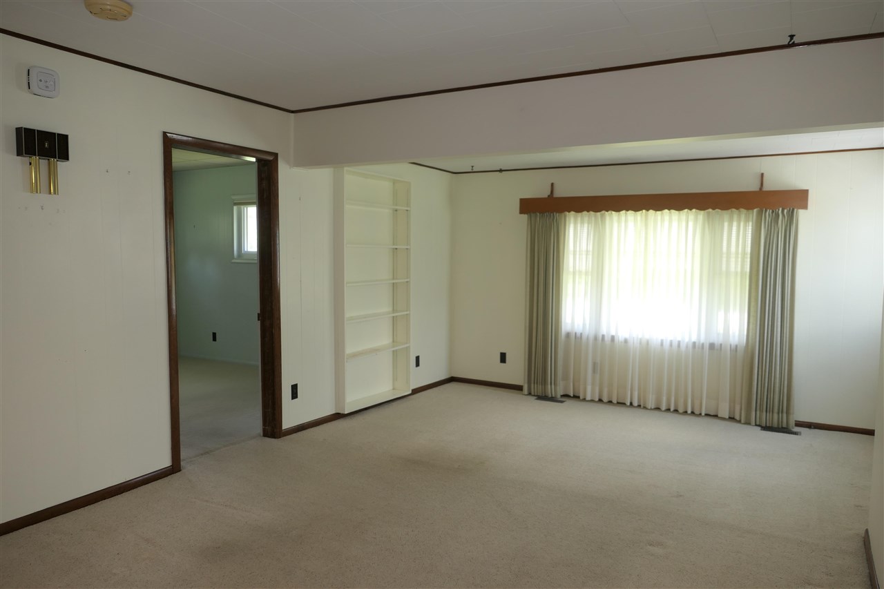 8123 South Garlock Road Carson City, MI 48811 - Photo 7 of 27 1890129-6.JPG