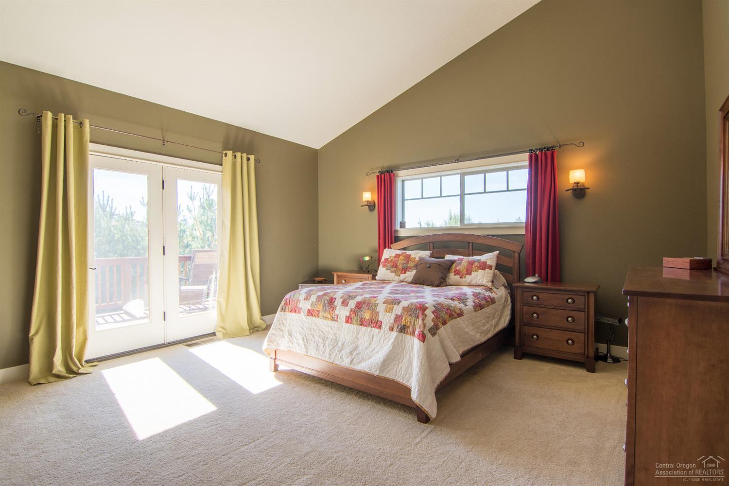 2521 Northwest Awbrey Road Bend, OR 97703 - Photo 9 of 23 Additional Photo