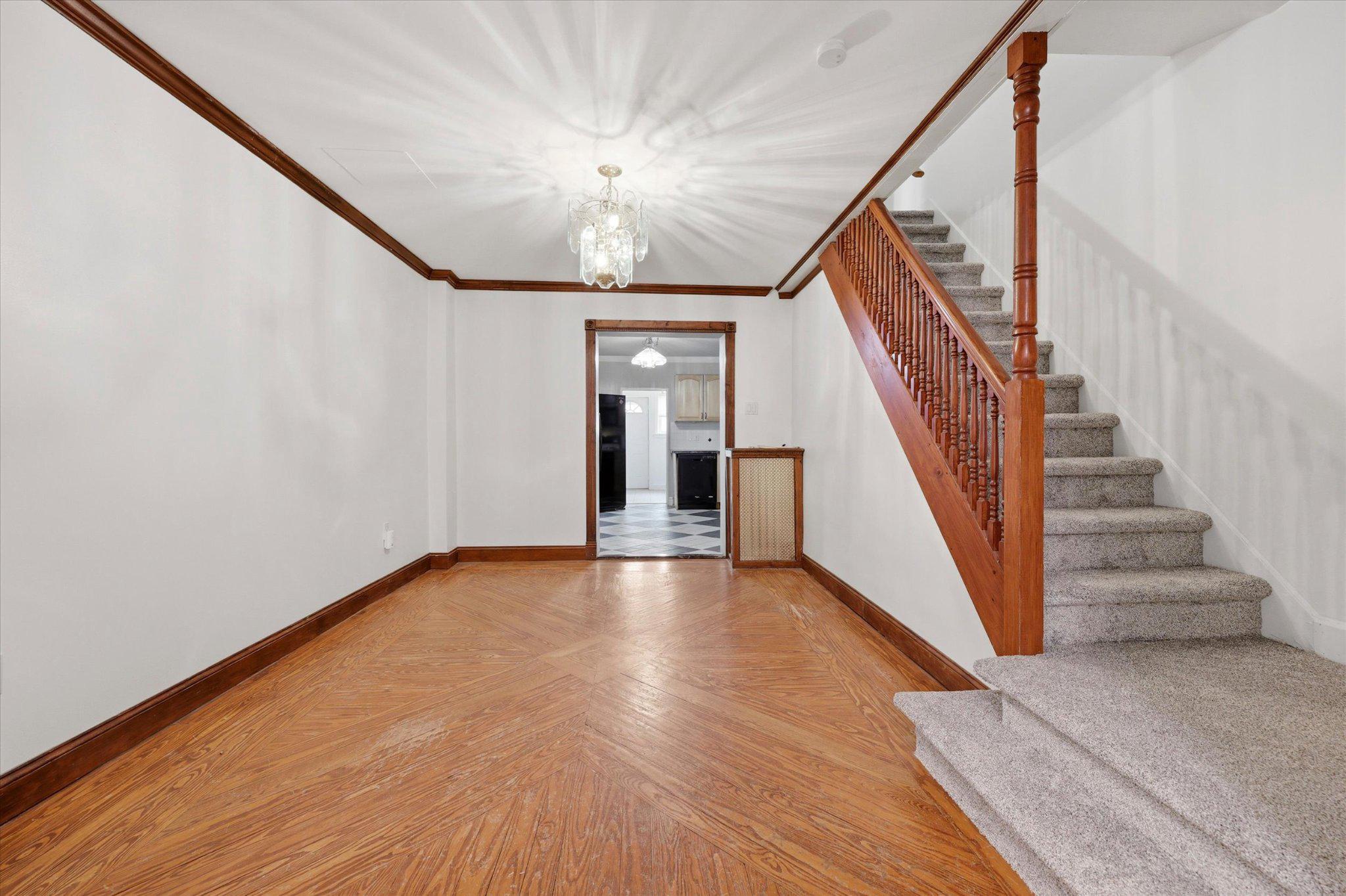 104 Maple Street Conshohocken, PA 19428 - Photo 4 of 15