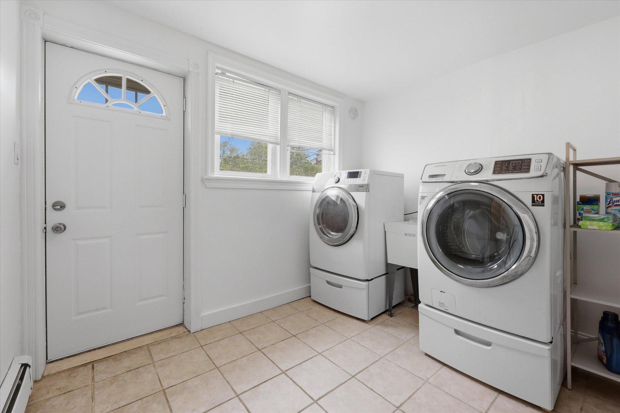 104 Maple Street Conshohocken, PA 19428 - Photo 6 of 15 Laundry on the Main Floor