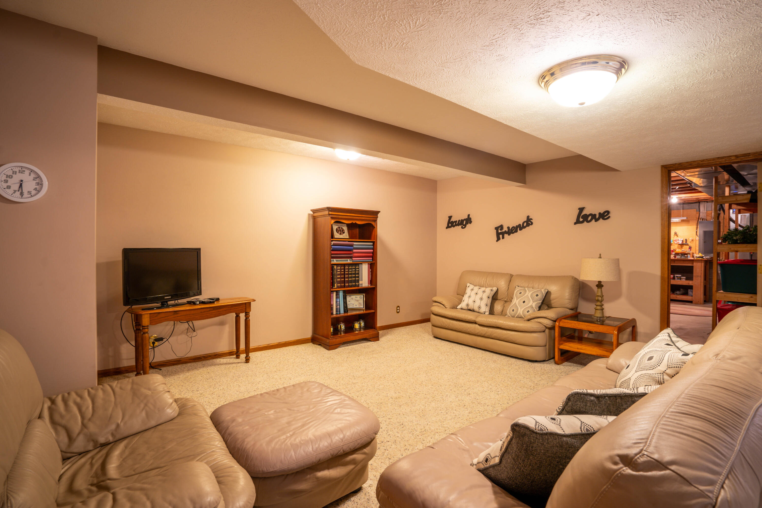 15421 Oak Ridge Drive Spring Lake, MI 49456 - Photo 49 of 63 15421_Oak_Ridge_Dr-65