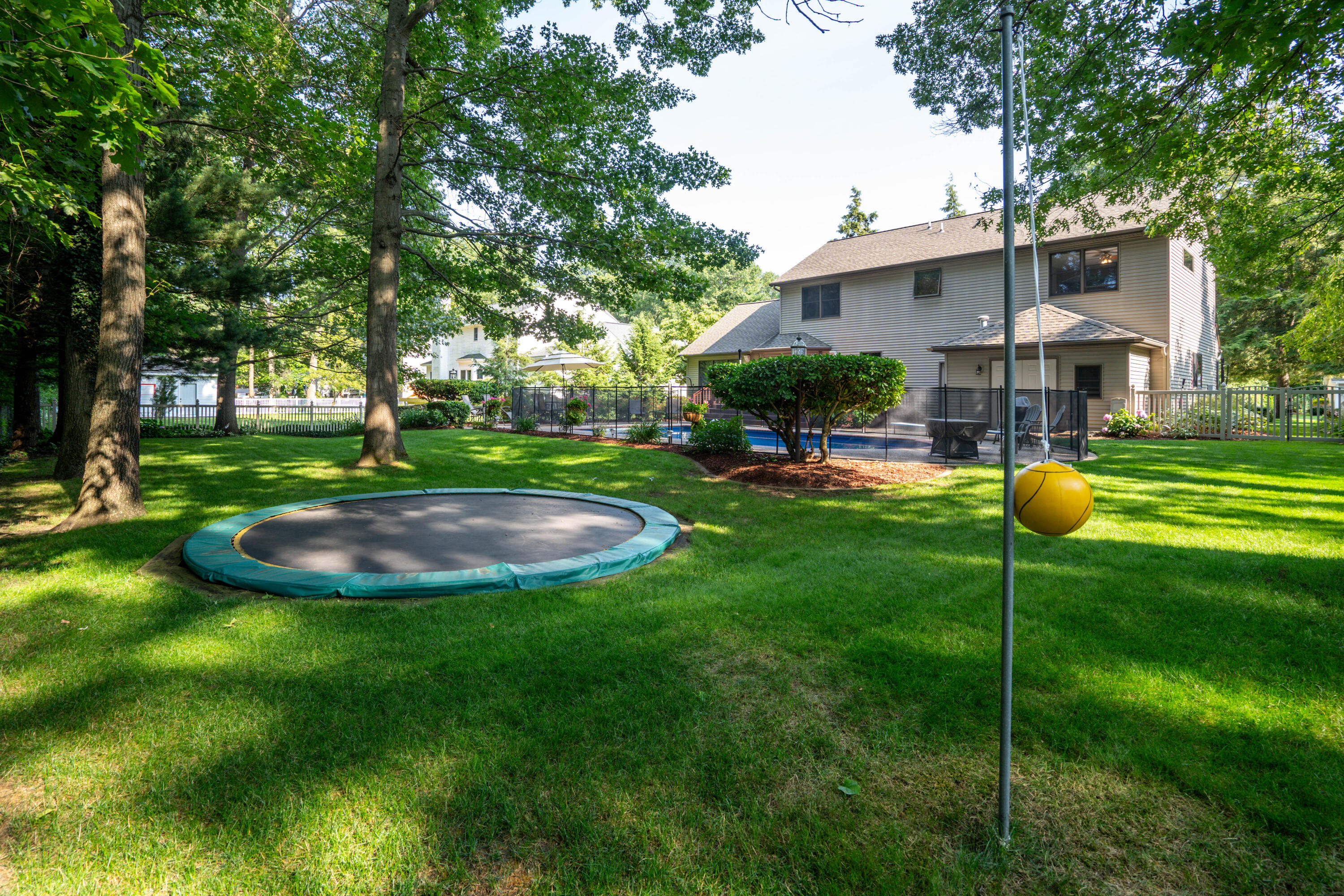 15421 Oak Ridge Drive Spring Lake, MI 49456 - Photo 7 of 63 15421_Oak_Ridge_Dr-10