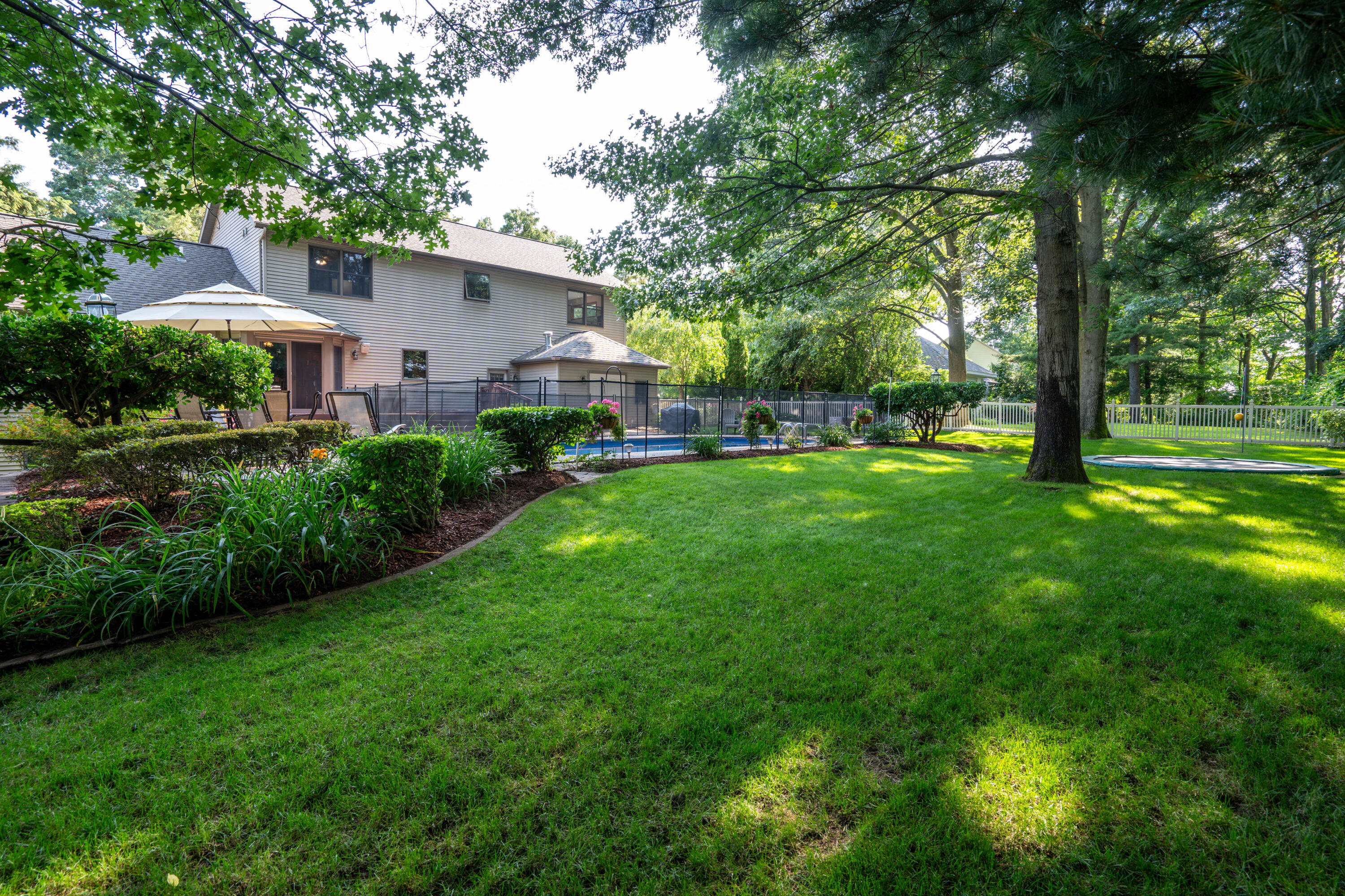 15421 Oak Ridge Drive Spring Lake, MI 49456 - Photo 8 of 63 15421_Oak_Ridge_Dr-12