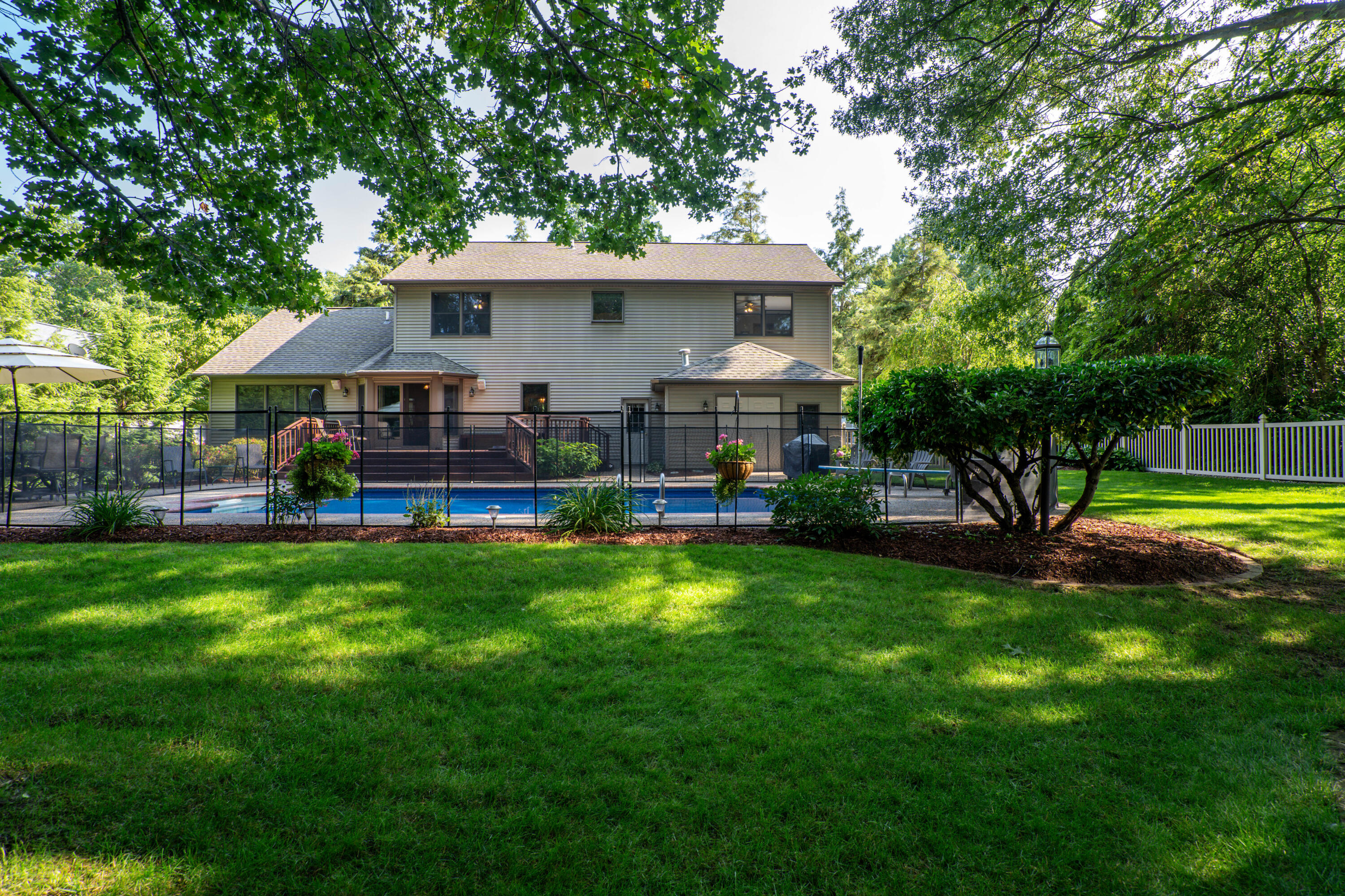 15421 Oak Ridge Drive Spring Lake, MI 49456 - Photo 9 of 63 15421_Oak_Ridge_Dr-11