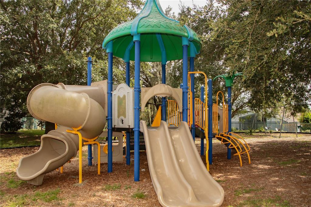 2643 Oneida Loop Kissimmee, FL 34747 - Photo 87 of 93 Gallery Image 87