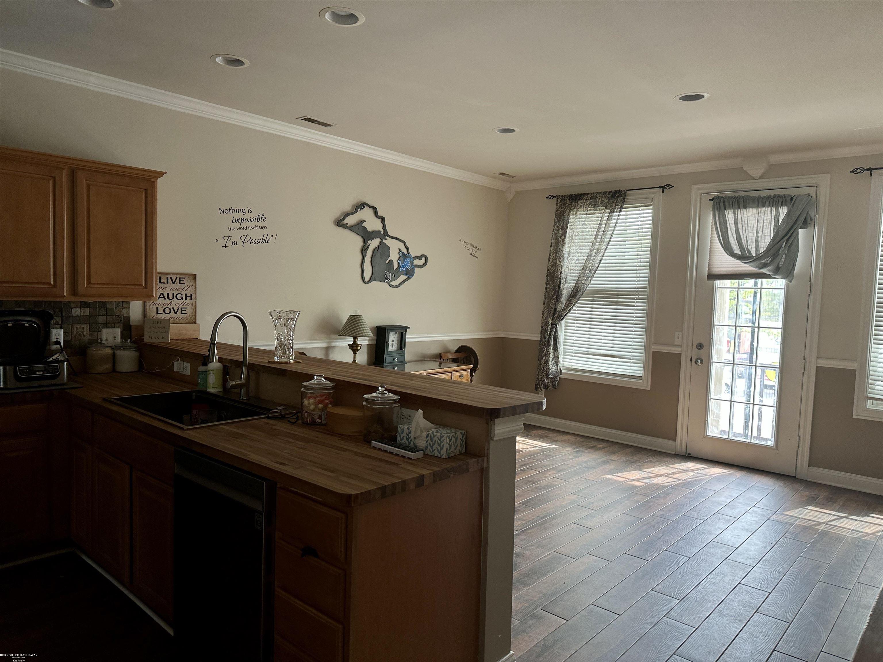 157 Paton Way Romeo, MI 48065 - Photo 9 of 37 50109020-8.JPG