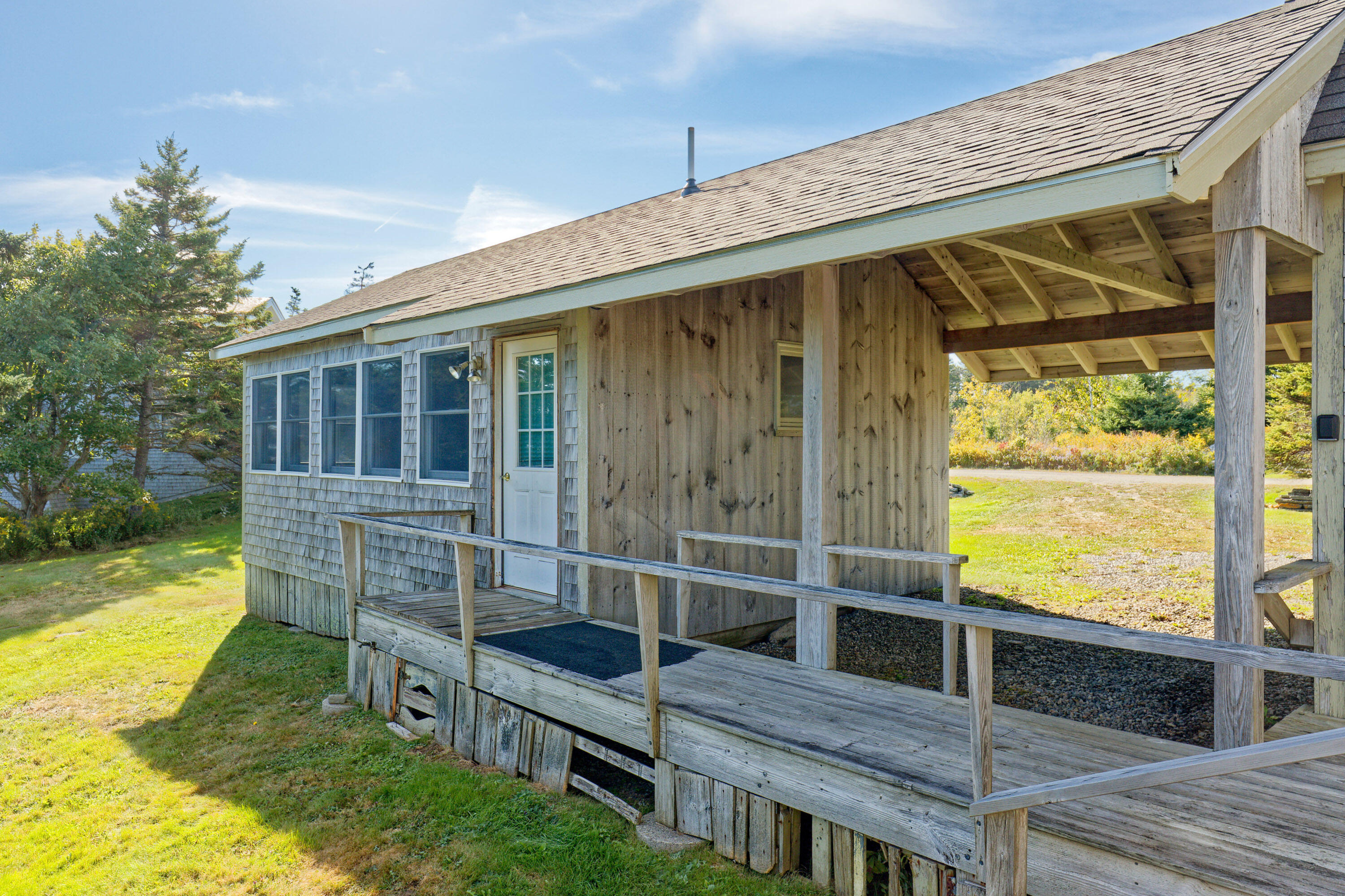 33 Cliff Road New Harbor, ME 04554 - Photo 9 of 46 10-33CliffRd-AT