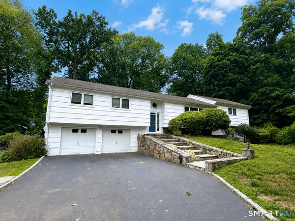 $12,000 | 4 Nappa Lane, Westport, CT 06880