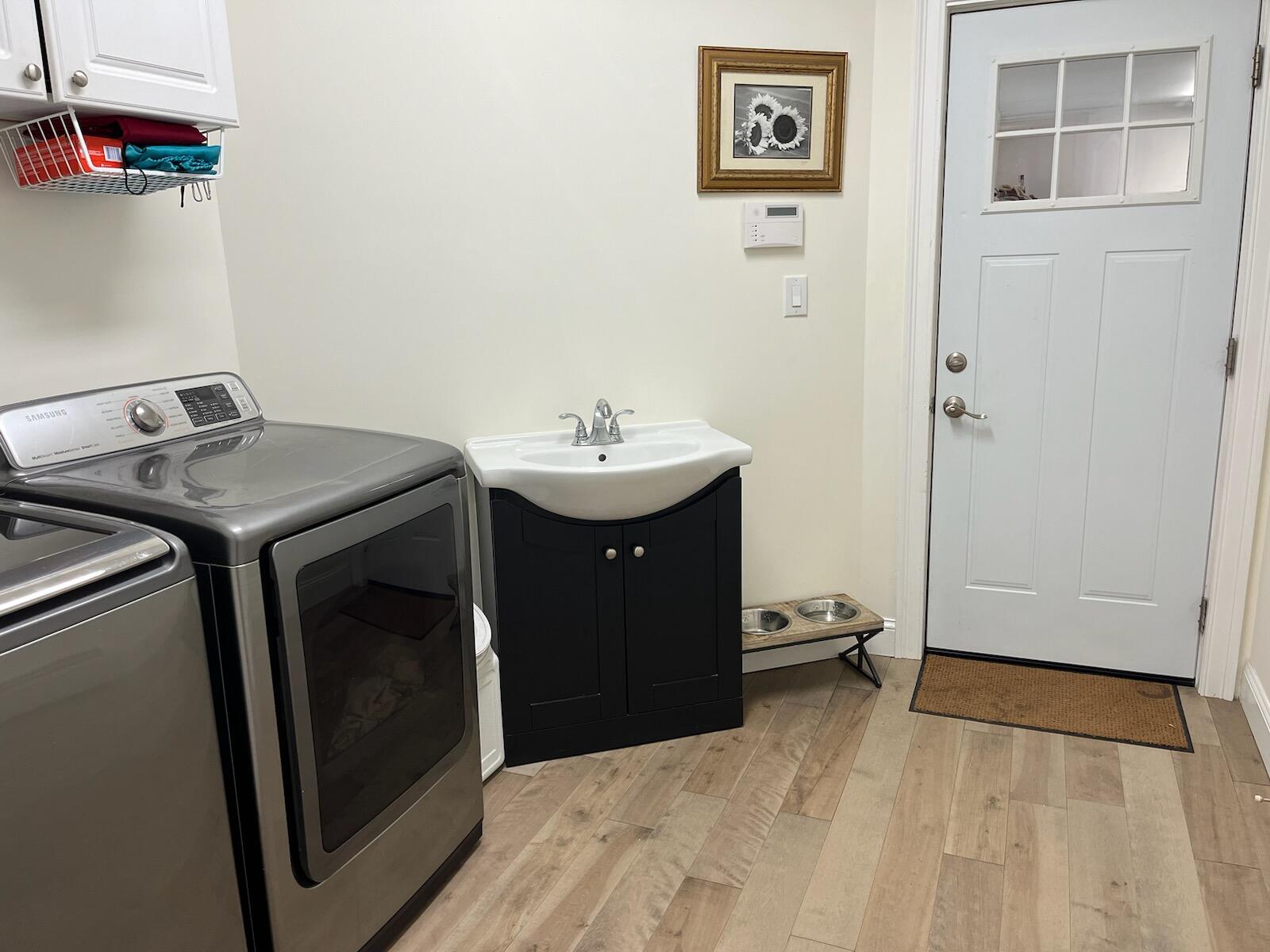 205 Jenkins Road Saco, ME 04072 - Photo 10 of 44 Laundry/Mudroom