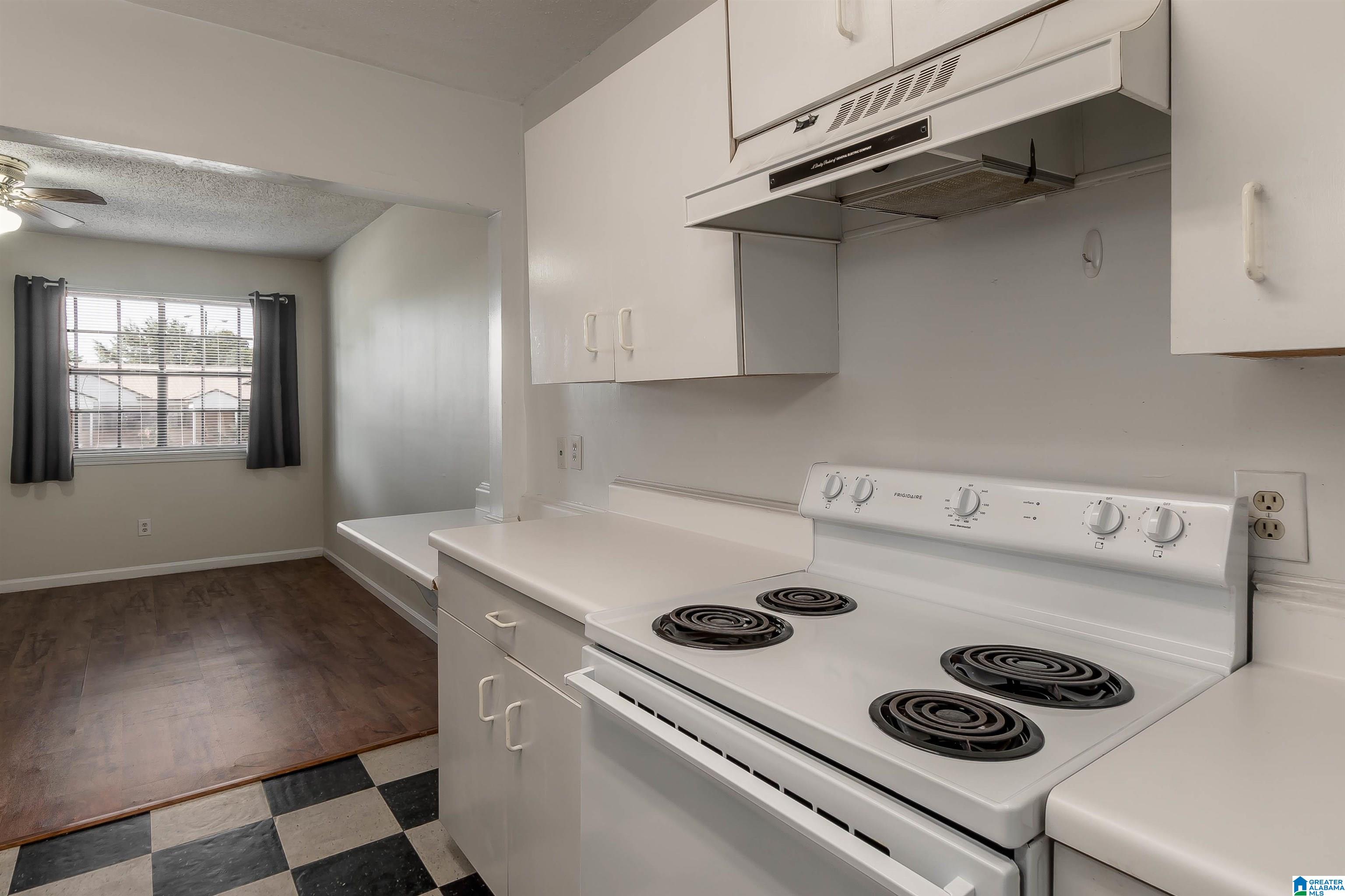 901 Hargrove Road, Unit 13C Tuscaloosa, AL 35401 - Photo 12 of 28