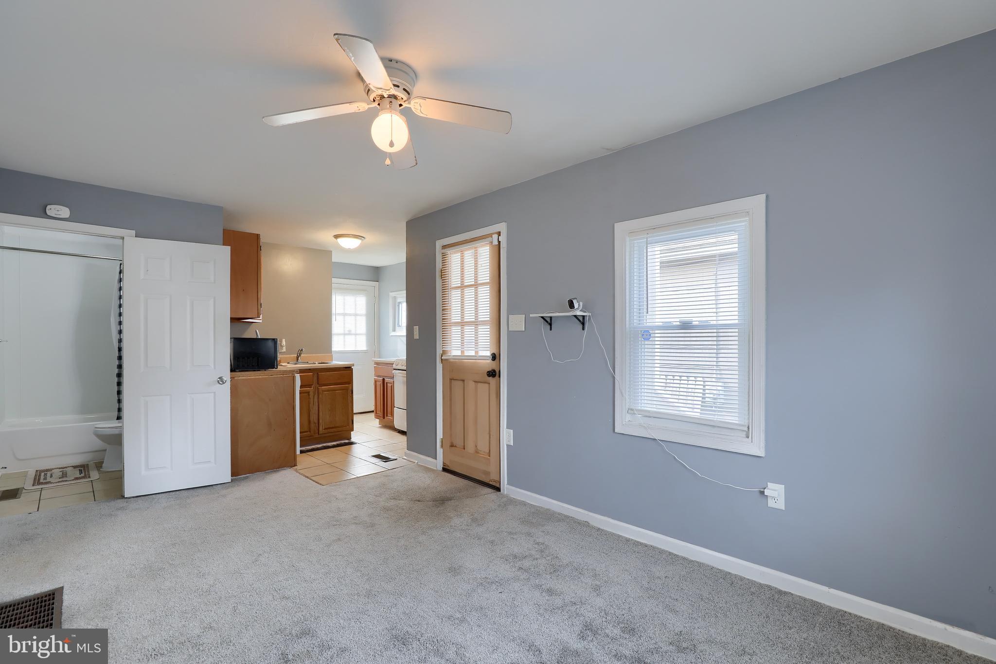 852 Wood Street York, PA 17404 - Photo 7 of 24