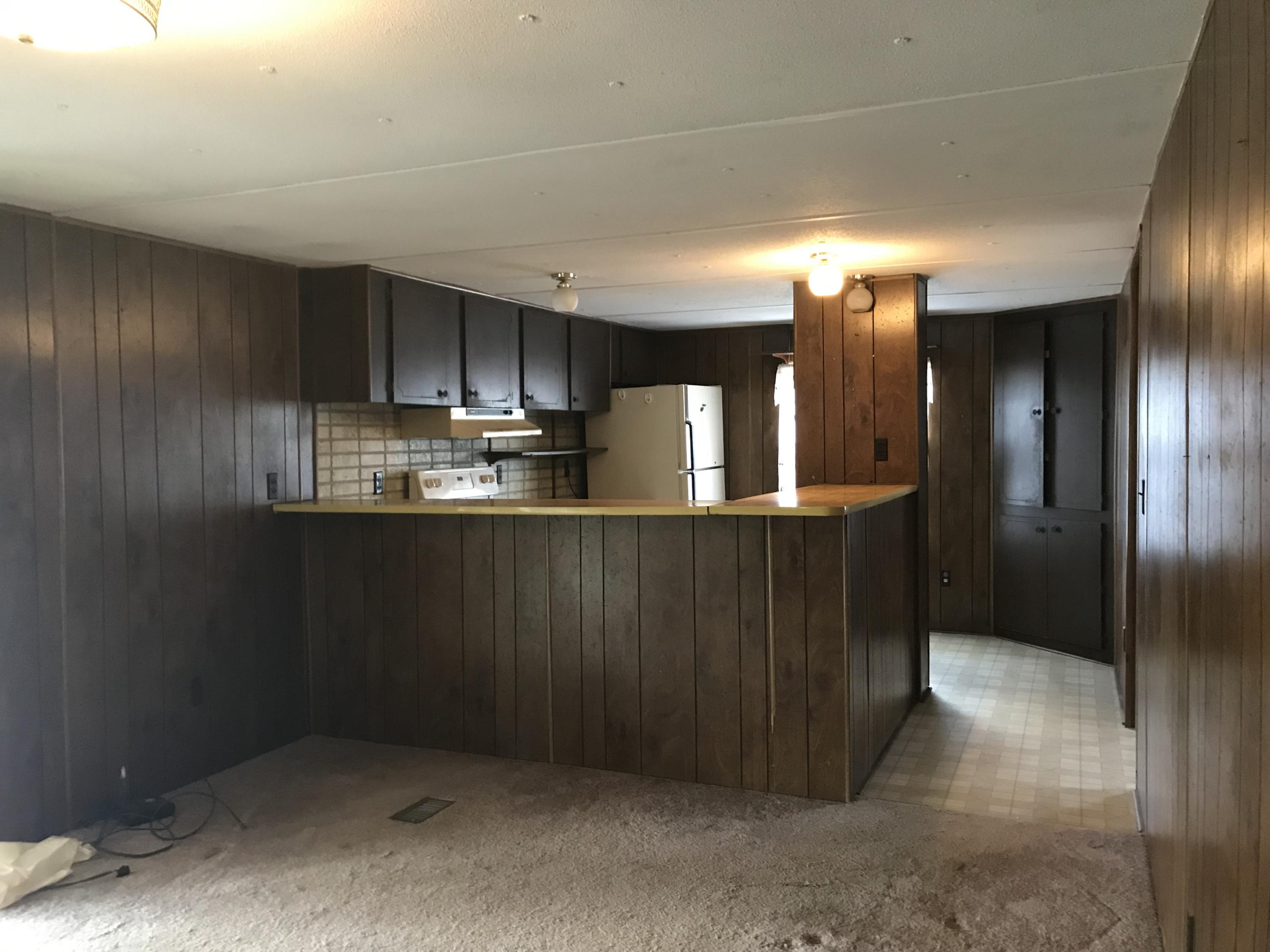 44 Flat Top Road Soddy Daisy, TN 37379 - Photo 3 of 16 Flat Top kitchen 2