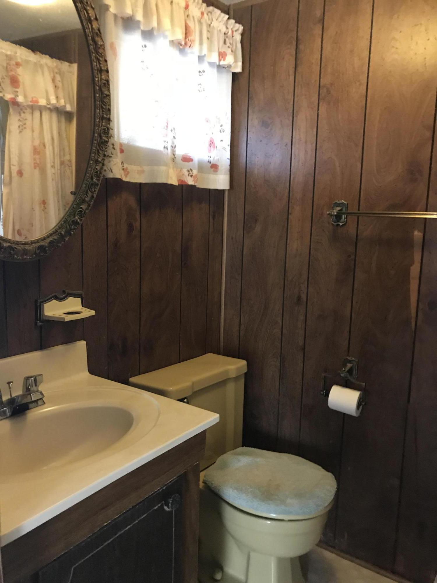 44 Flat Top Road Soddy Daisy, TN 37379 - Photo 7 of 16 Flat Top bath full