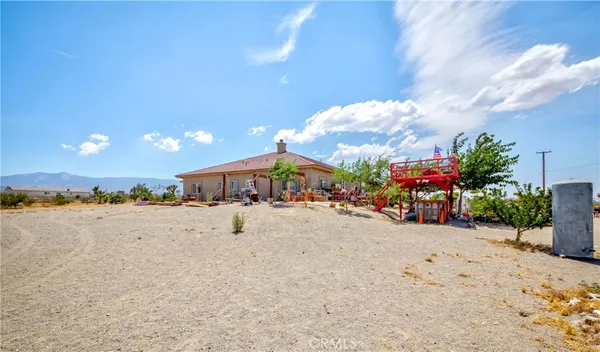 $699,900 | 3789 Luna Road, Phelan, CA 92371